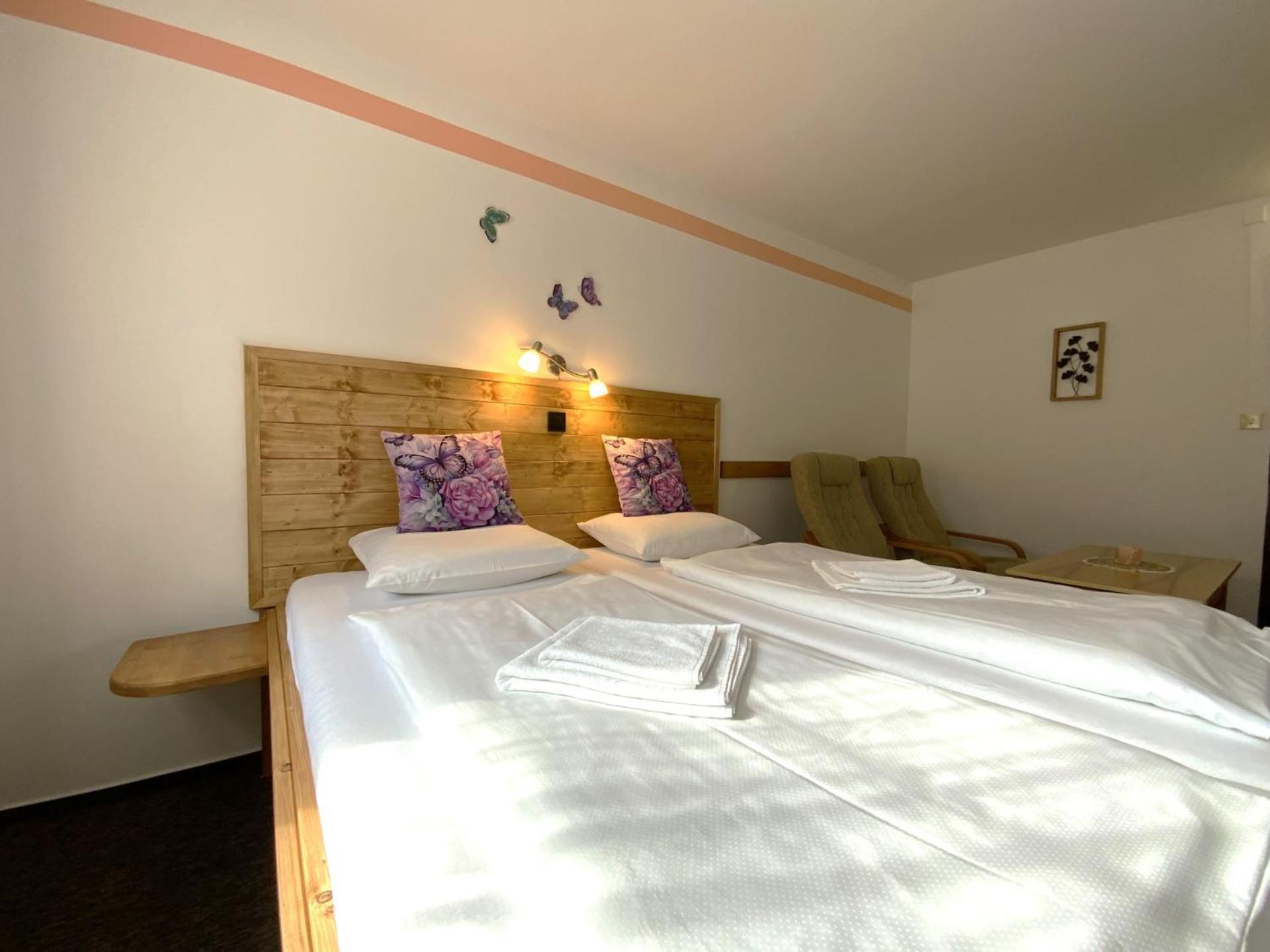 Hotel U Můstků Desná Exteriér fotografie